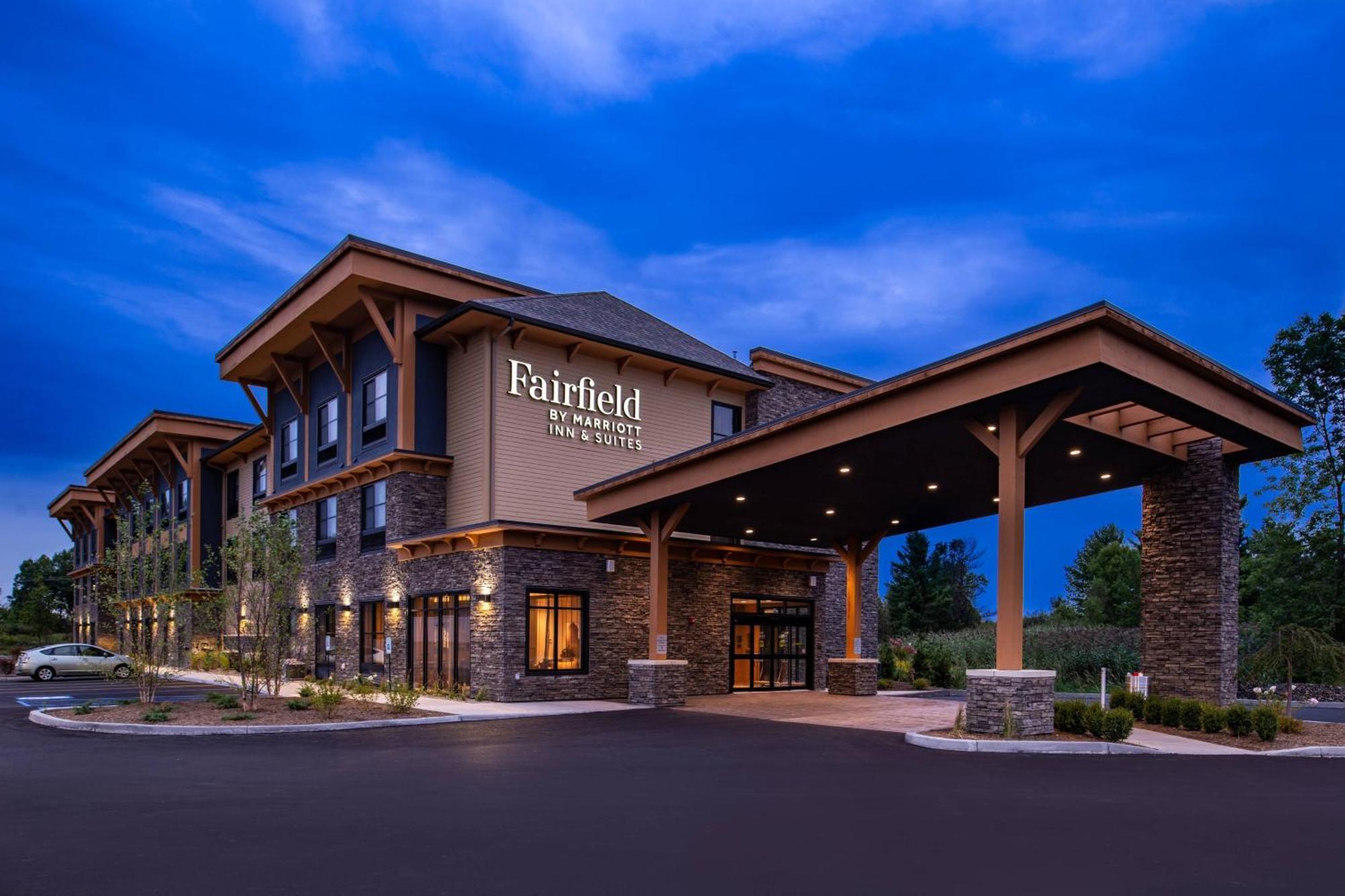 Fairfield Inn & Suites By Marriott קנטון מראה חיצוני תמונה