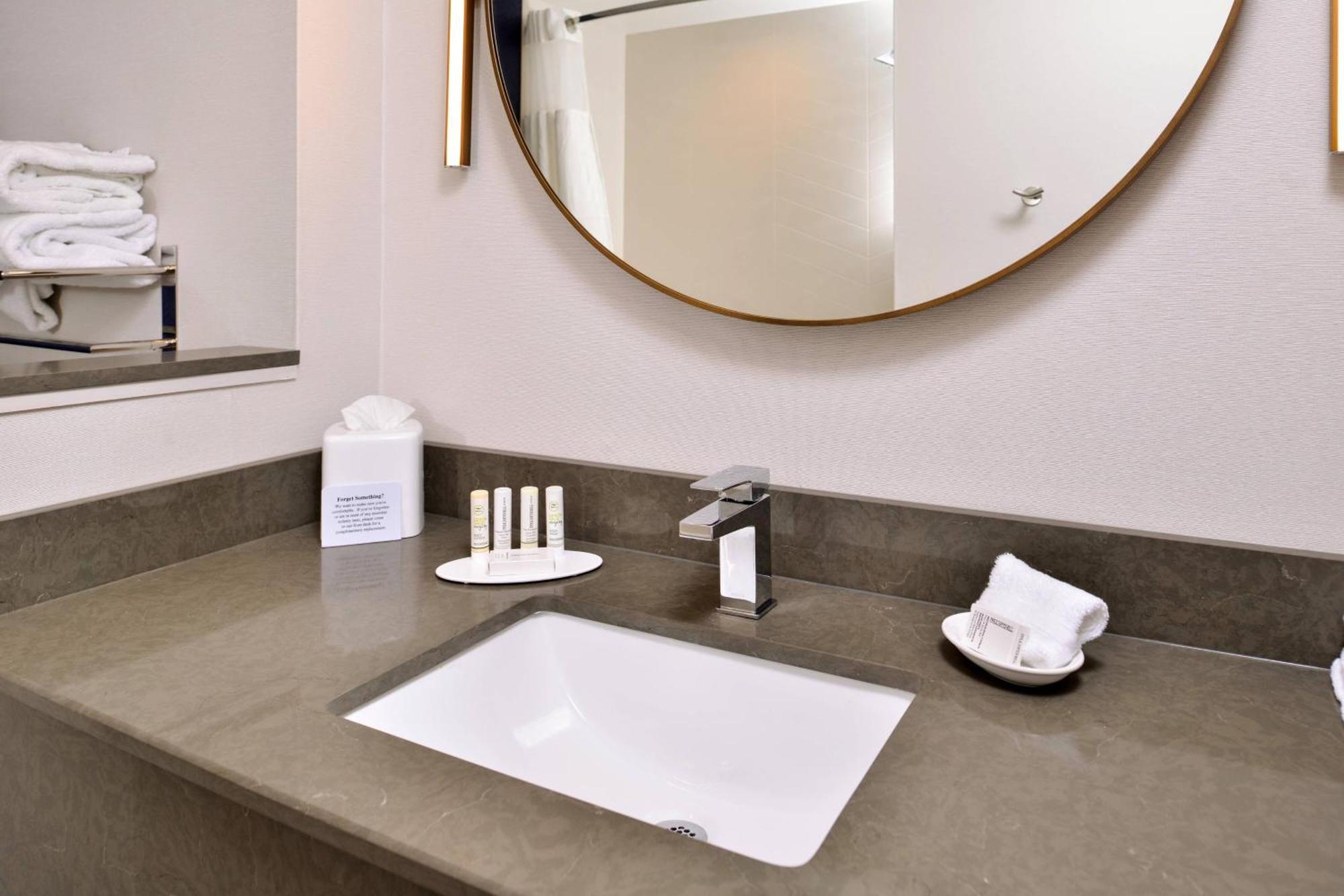 Fairfield Inn & Suites By Marriott קנטון מראה חיצוני תמונה